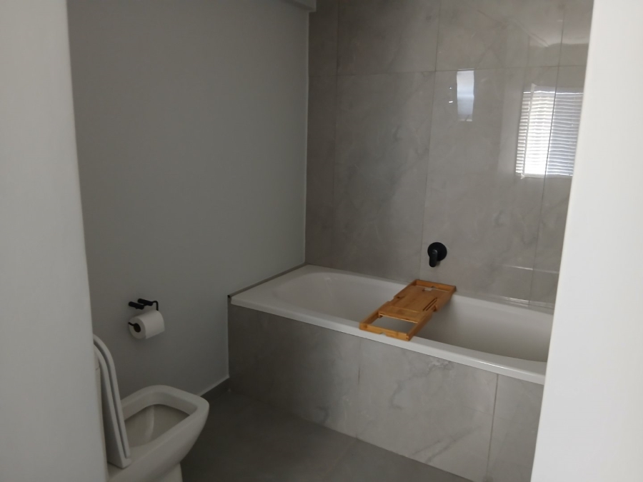 3 Bedroom Property for Sale in Marina Martinique Eastern Cape